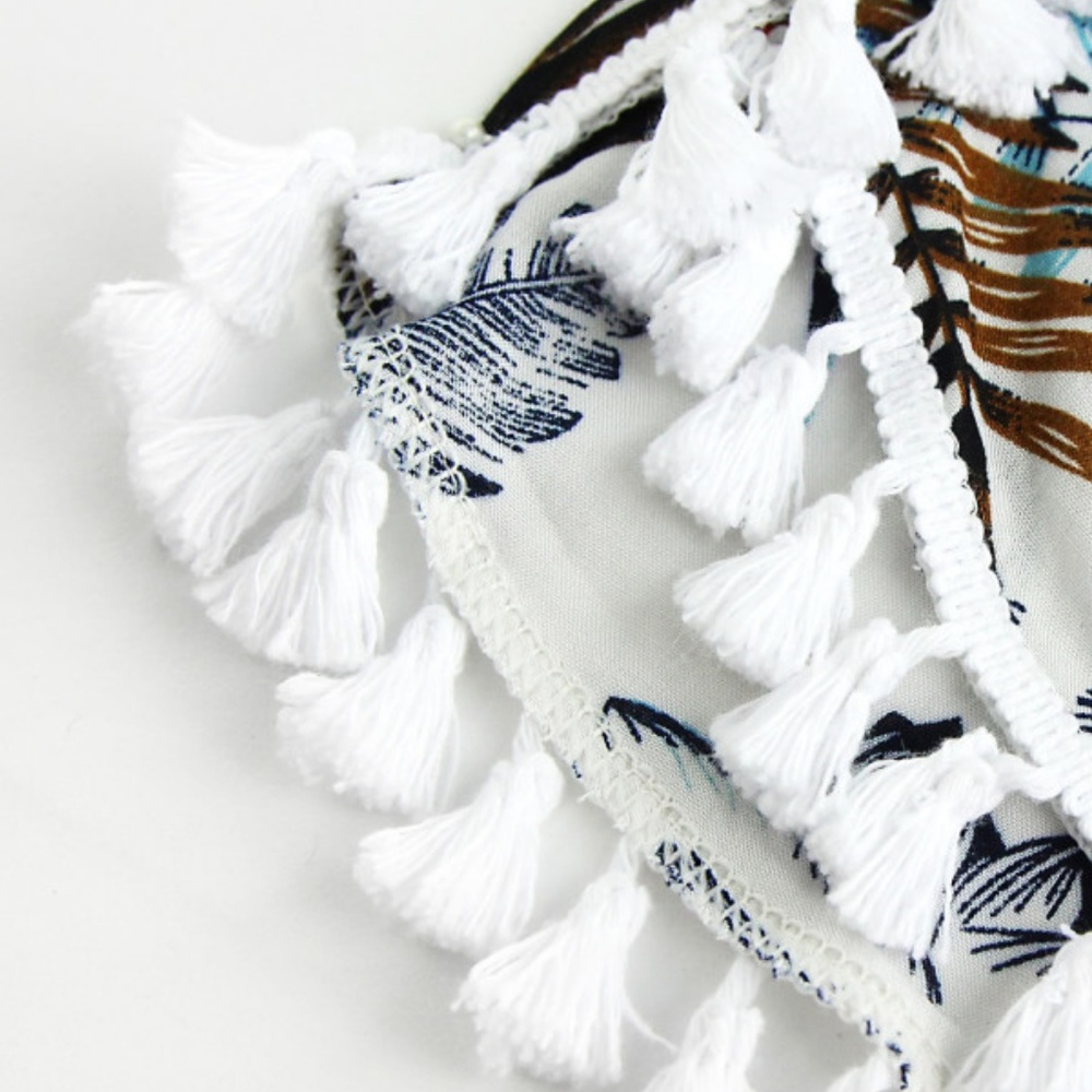 HP Boho Palm Leaf Tassel Trim Shorts - Picture 3 of 4